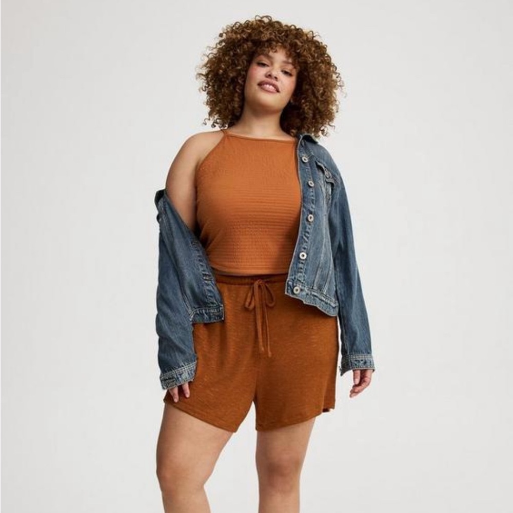 Torrid goddess neck crop top - Picture 4 of 8